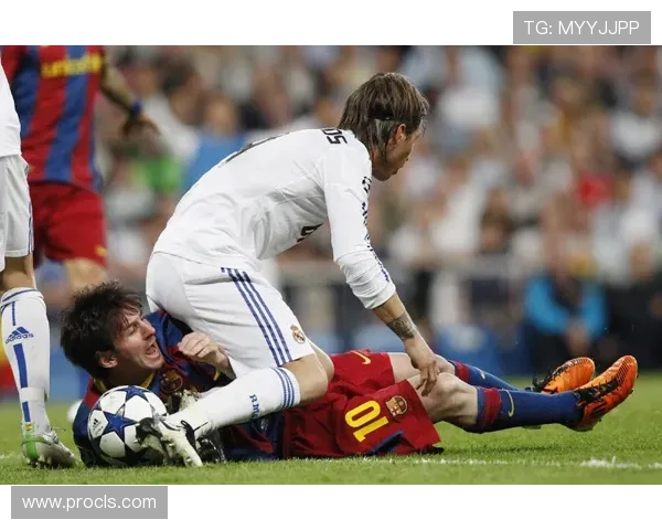 米特里策妻揭对手频频犯规内幕